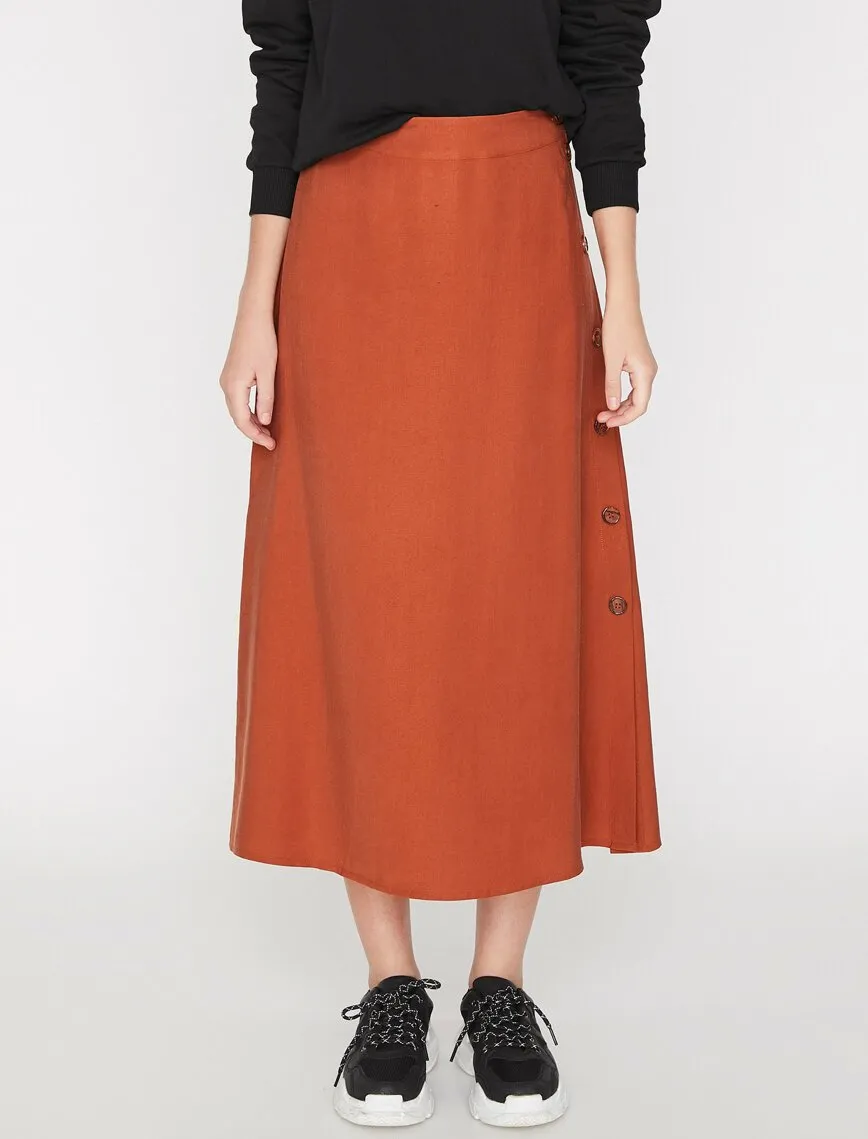 11894 Brown Button Detailed Midi Skirt