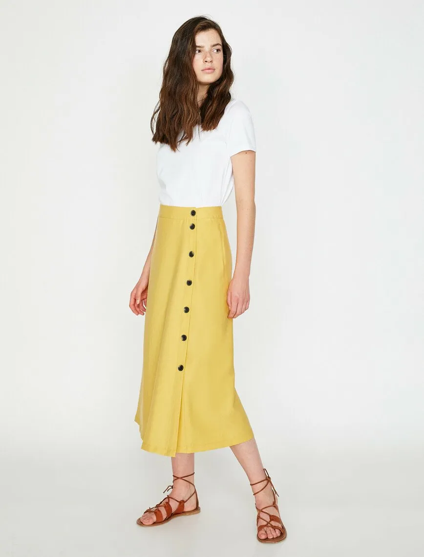 12199 Mustard Button Detailed Midi Skirt