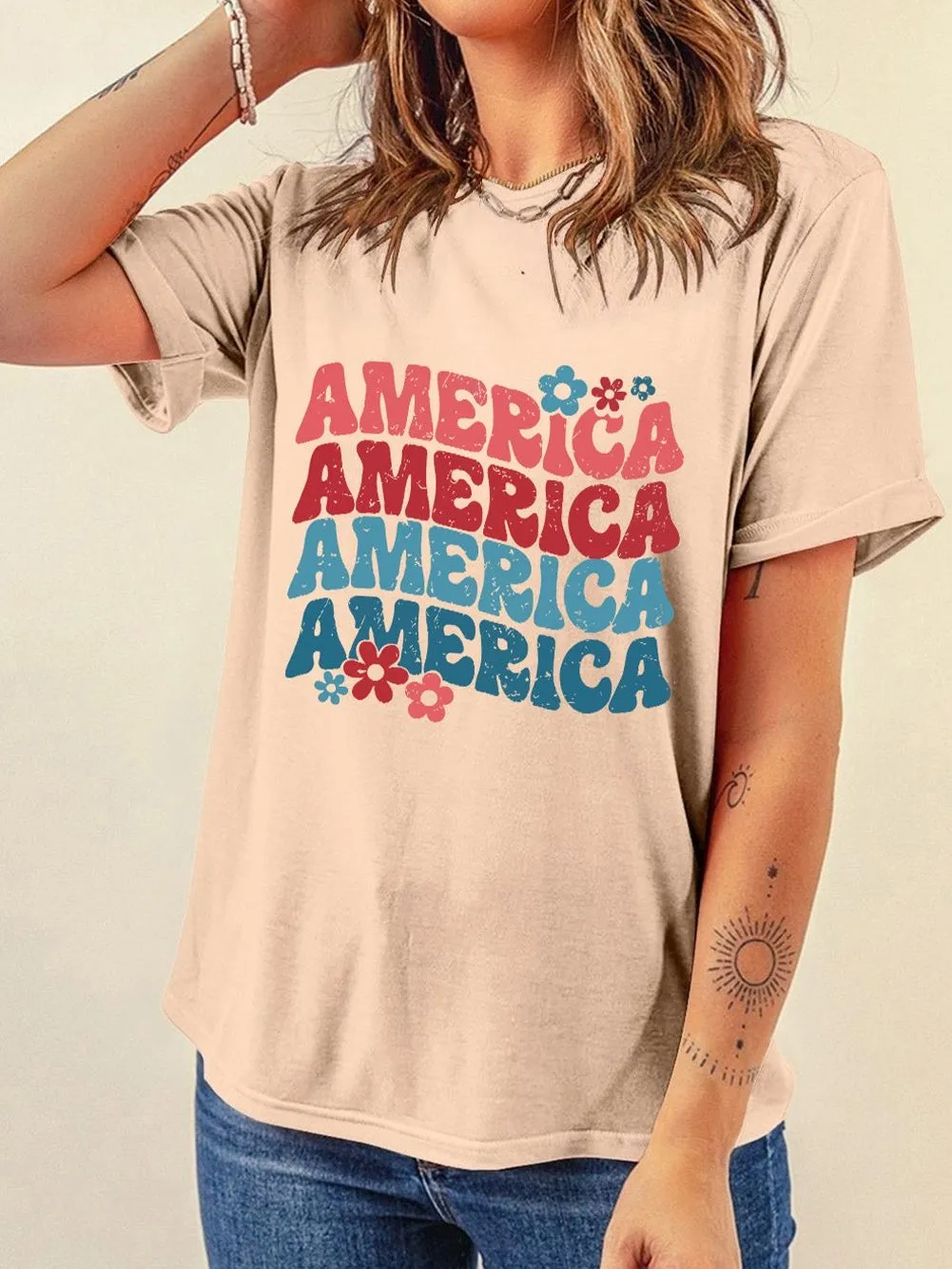 AMERICA Letter Print Khaki Floral Graphic Tee