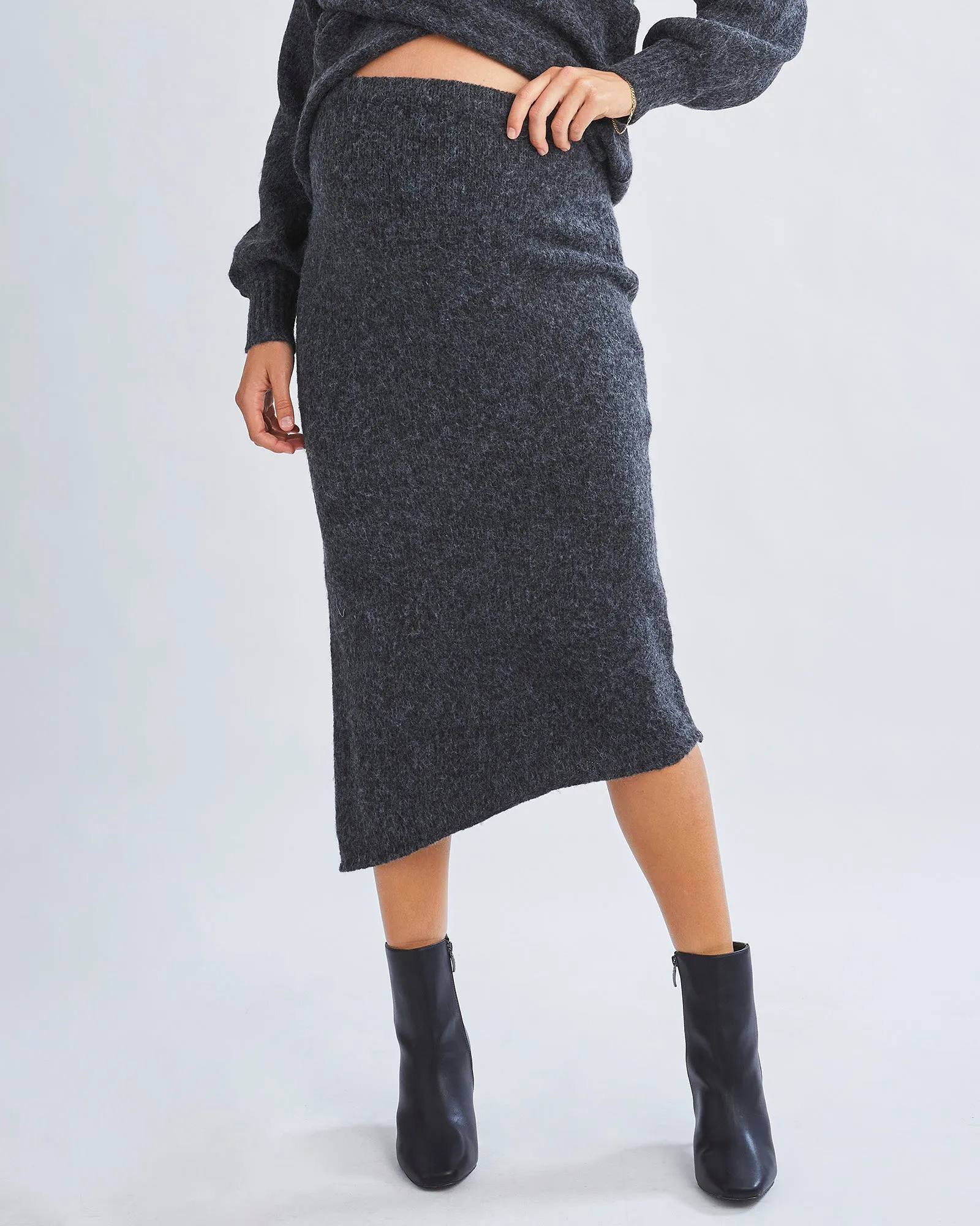 Amélie's Enchanting Allure Asymmetrical Knit Midi Skirt -Charcoal