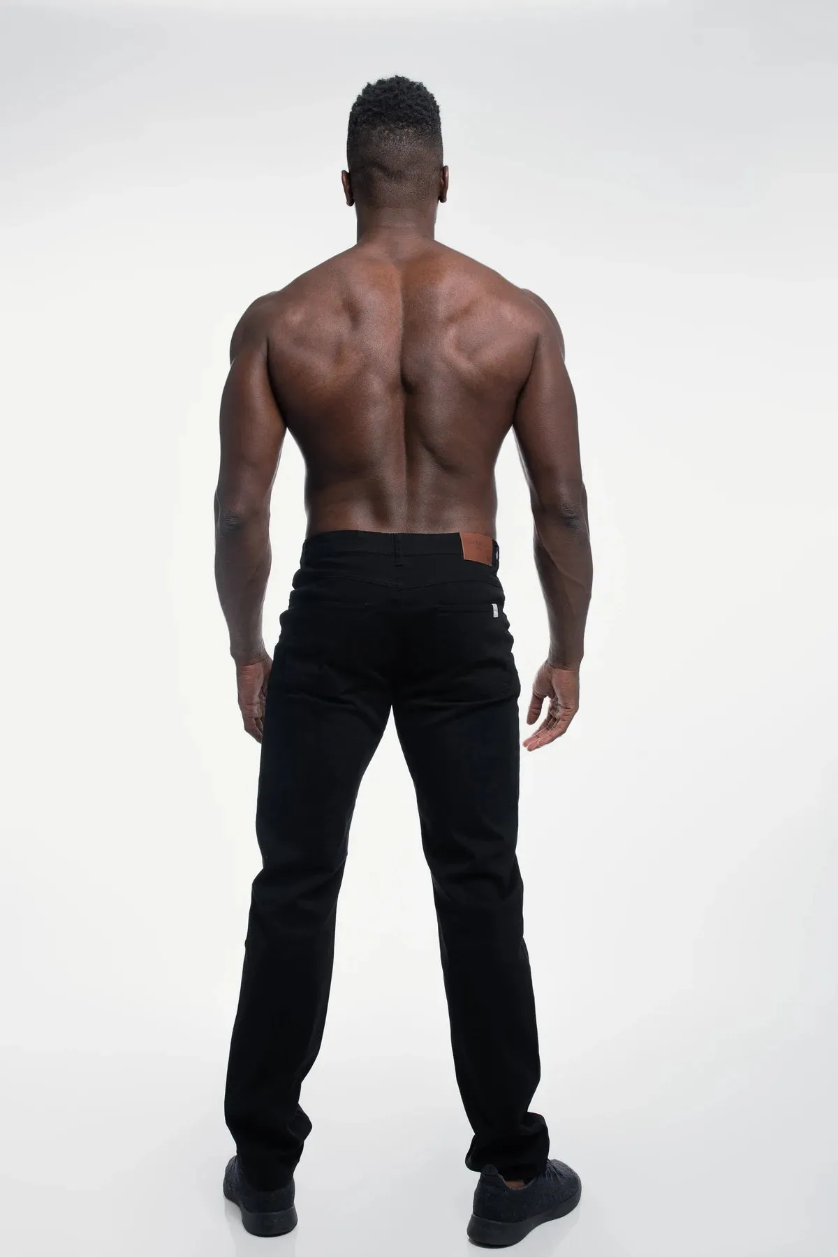 Athletic Fit Chino Pant