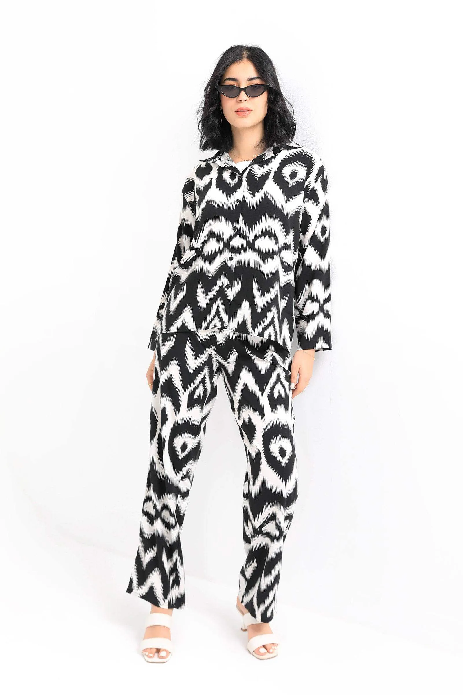 Black & White Patterned Pants