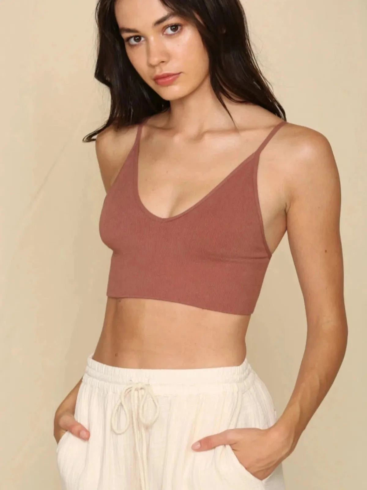 Brami Ribbed V-Neck Bra Top - Cocoa