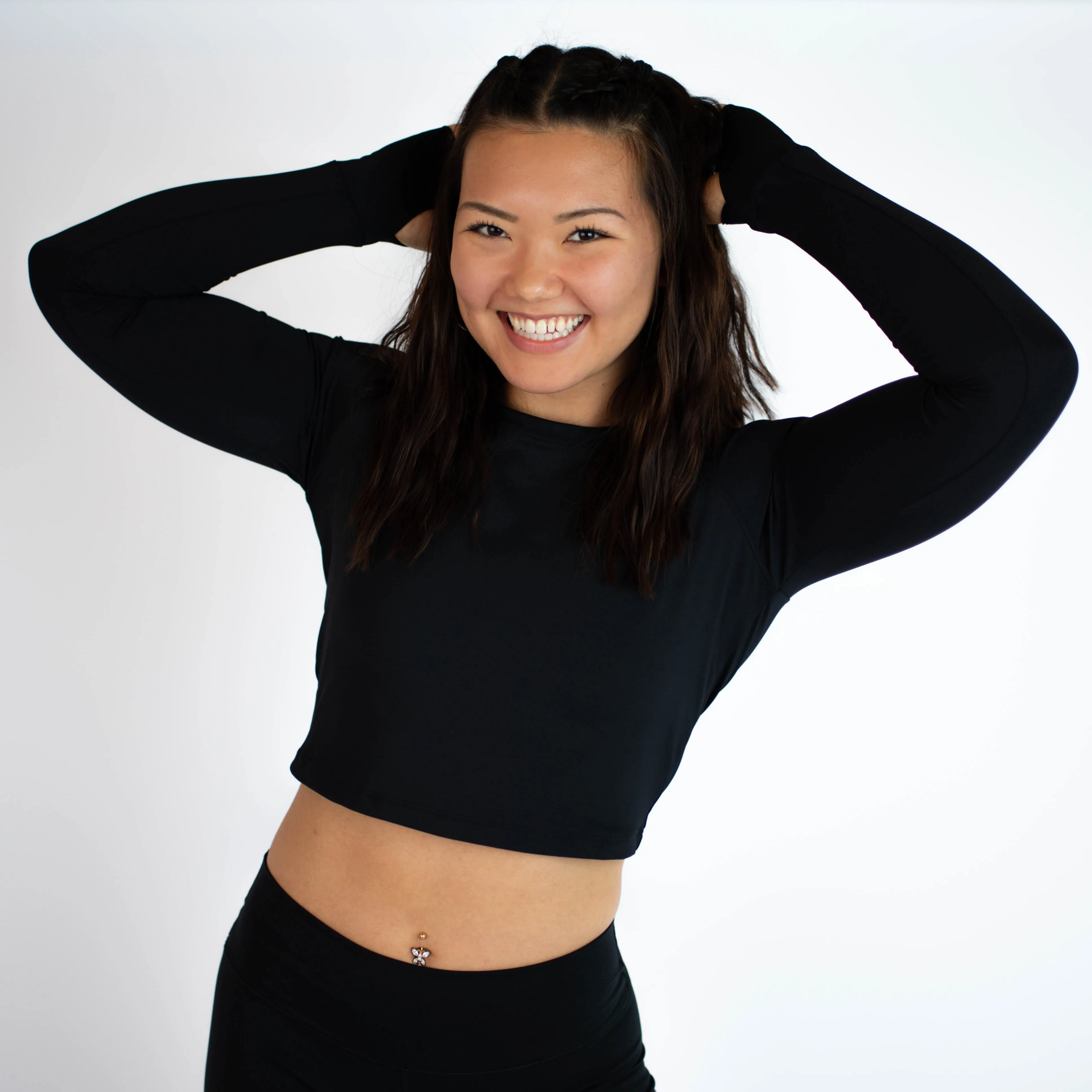 FLEO Foundation Long Sleeve Crop (Janus) - Black