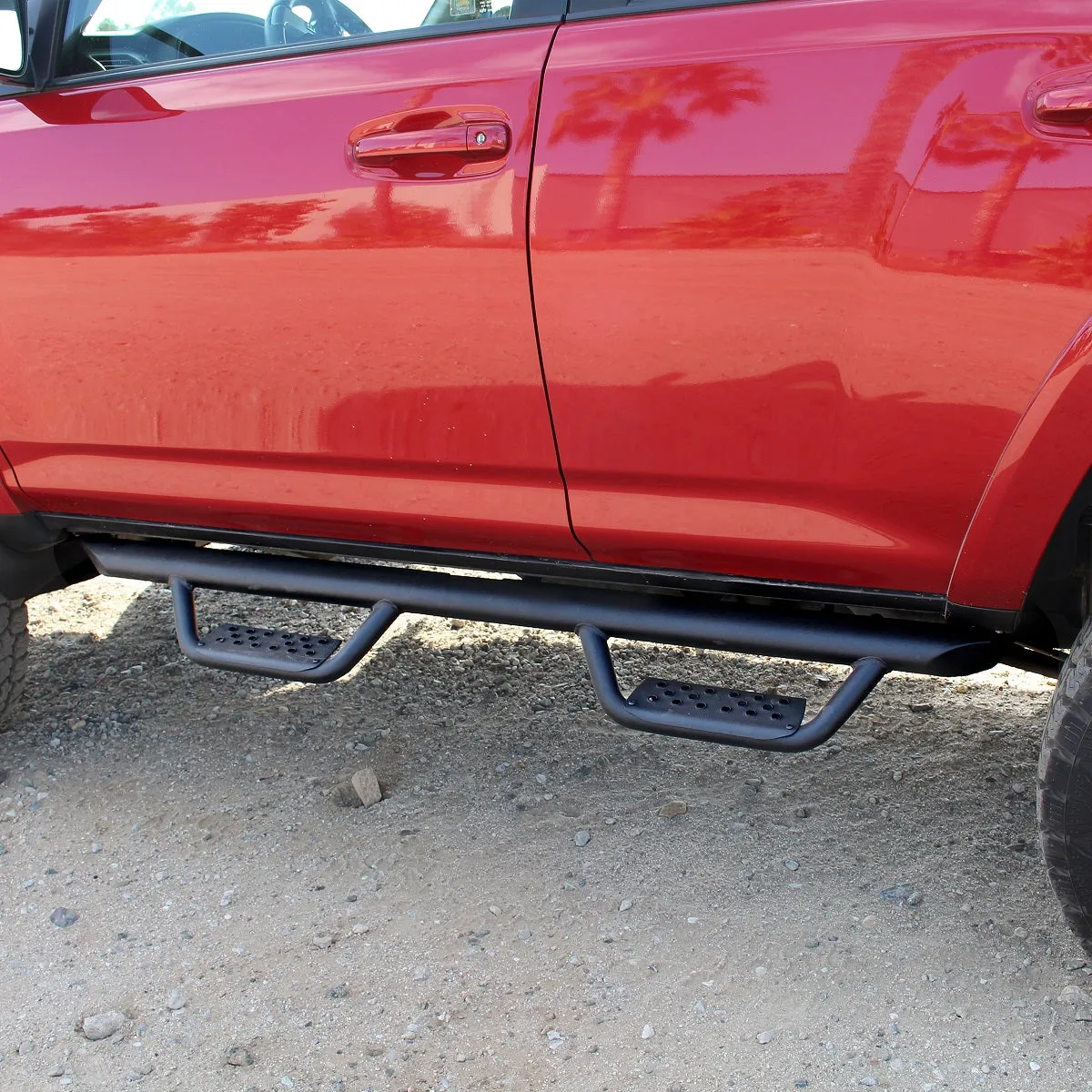 Go Rhino Dominator D2 Side Steps Toyota 4Runner (14-21) [Extreme - w/ Welded Drop Down Hoop Steps] Extreme D2