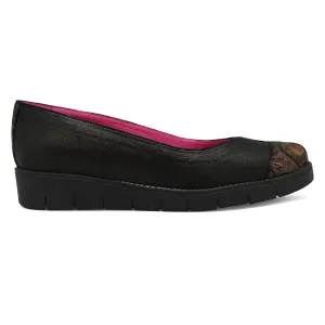 Noir - Black Peacock- Slip on Last pair 40