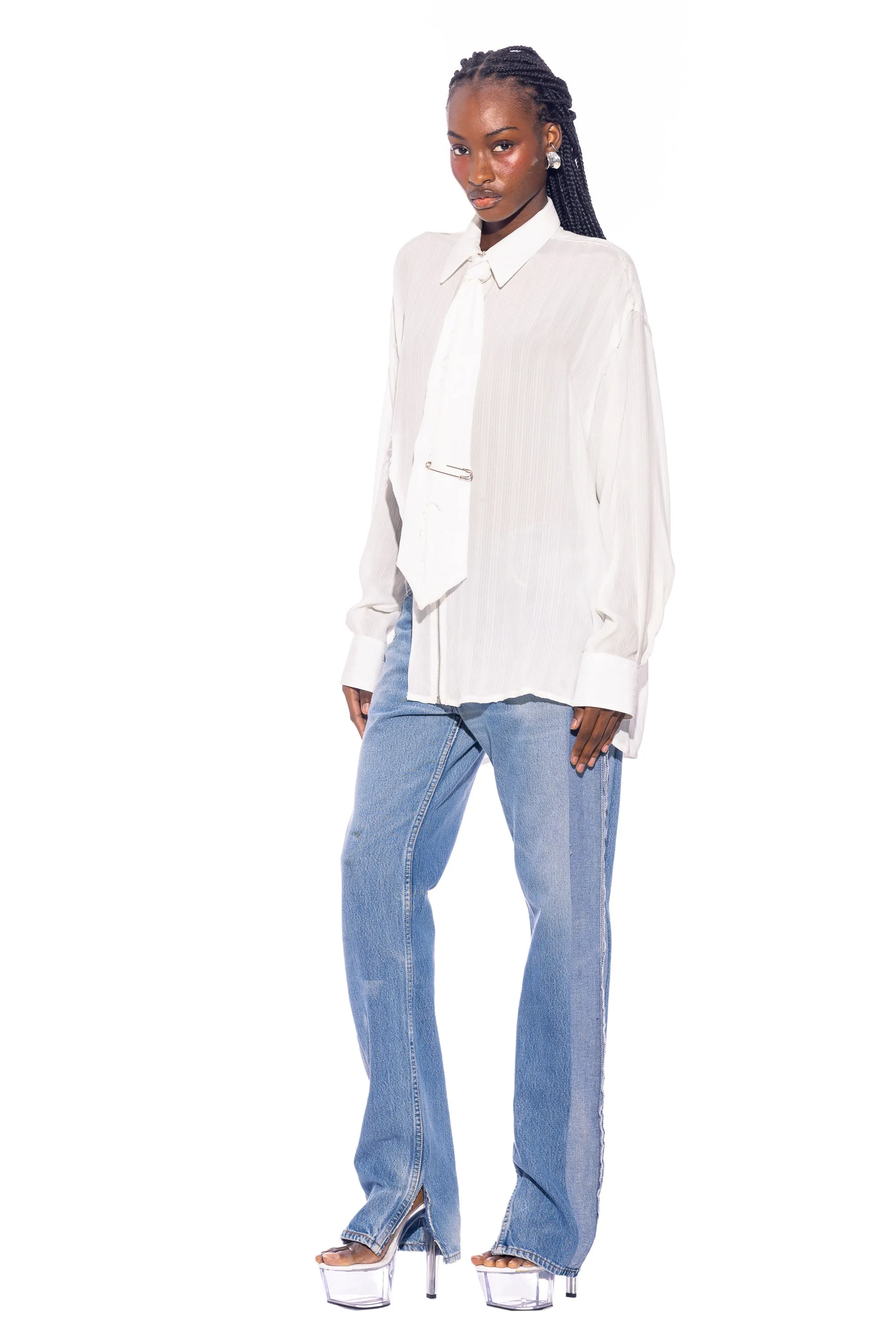 RAW ZIP-UP COLLARED SHIRT IN WHITE SHIRTING