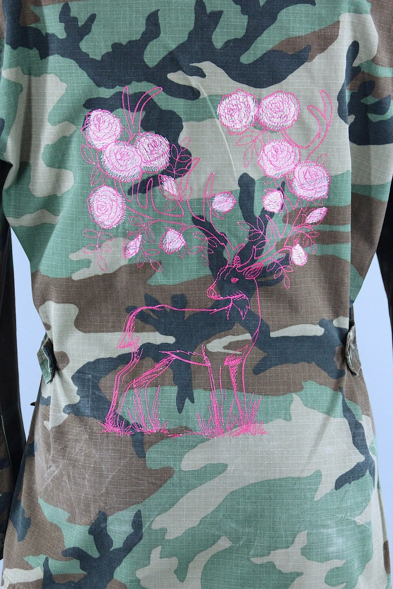 Vintage US Army Embroidered Camo Jacket / Pink Stag Deer Rose Floral Flower Crown Embroidery