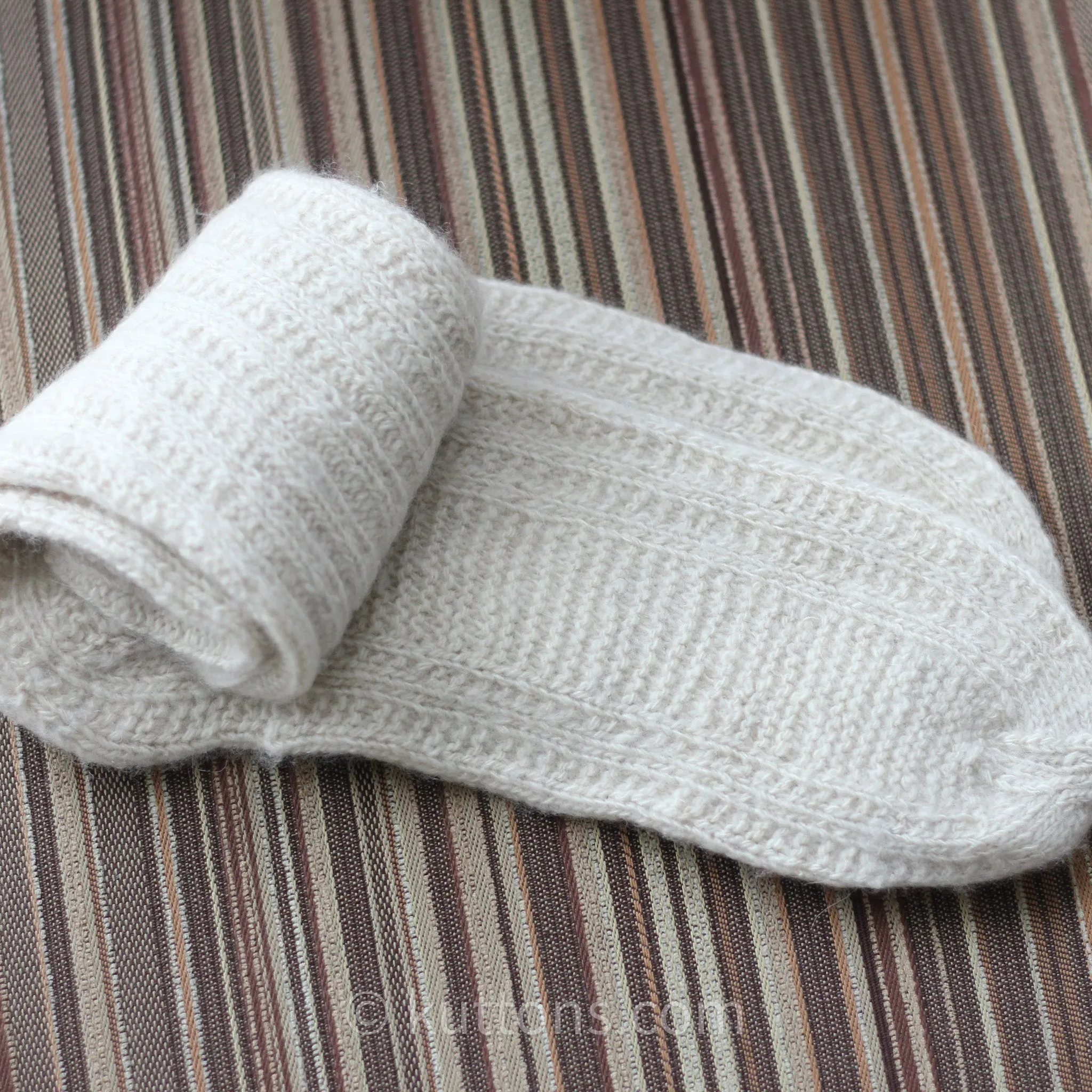 Women's Cashmere Socks - Softest 100% Pure Pashmina Cashmere Indoor Bed Socks from Ladakh Himalayas - Handspun & Handknit Cashmere Wool | Milk White, L/XL